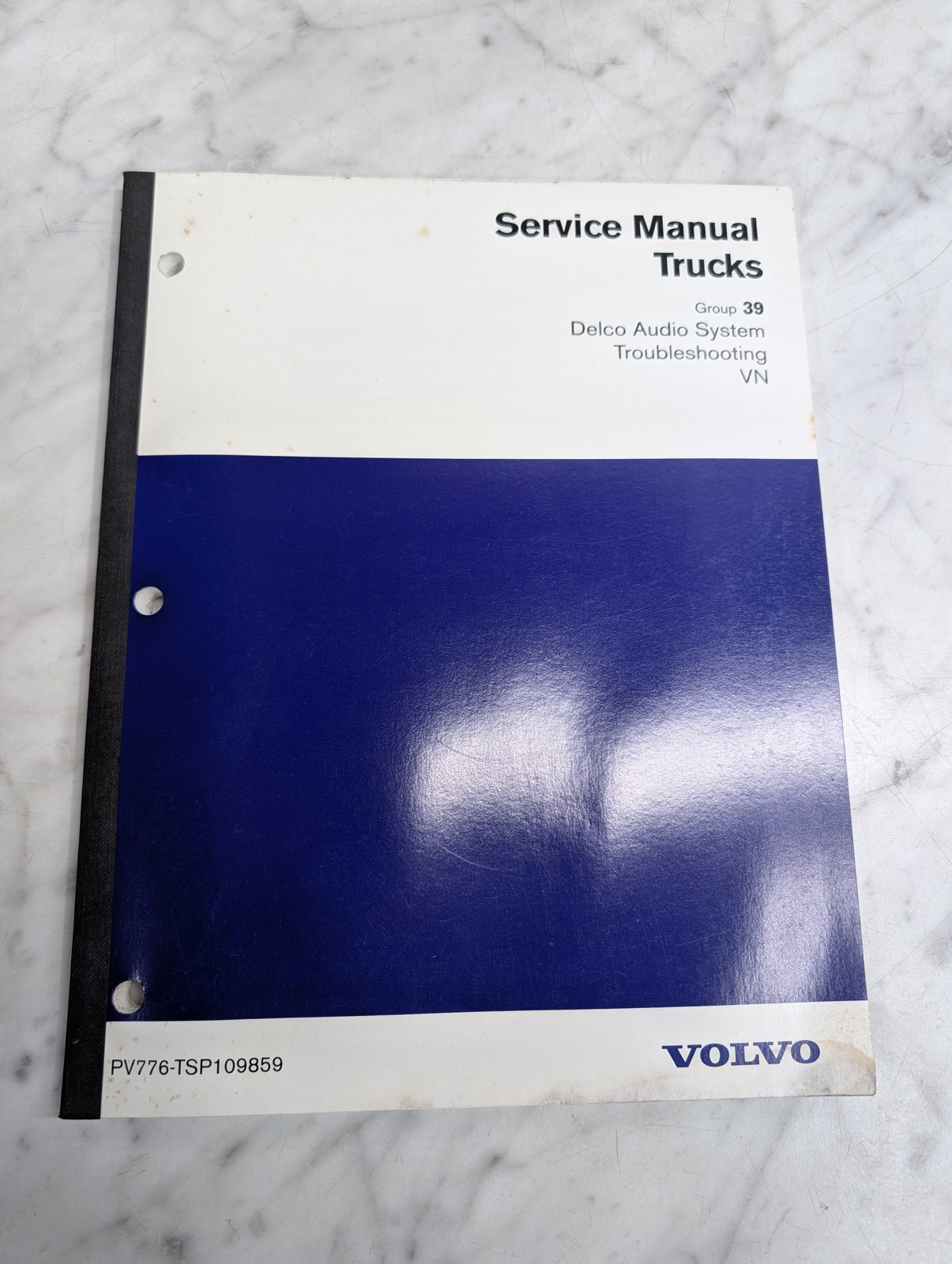 Volvo Vn Trucks Service Manual Pv776-Tsp109859 Group 39 Delco Audio System