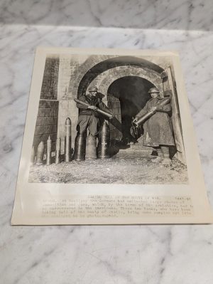 Wwi American Soldiers German Ammo Shells Boulogne France Vintage Photo