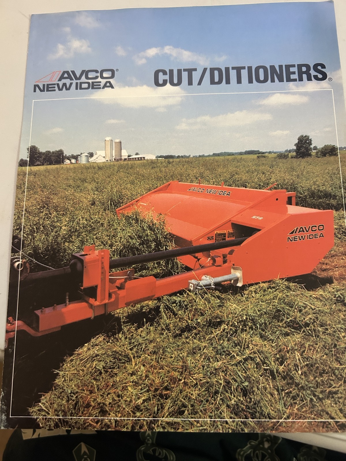 Avco New Idea Cut Ditioners Sales Brochure Model 272 279 Swath Uniform Bales