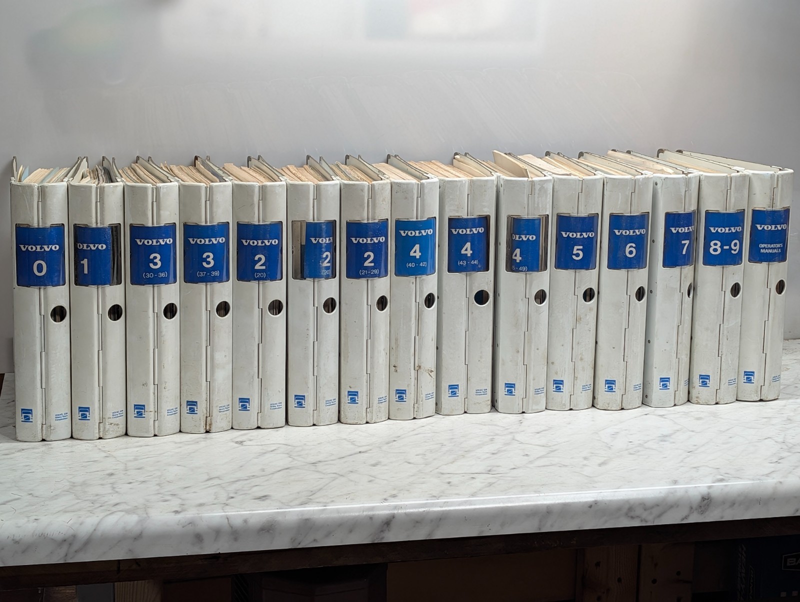 Volvo F6 F7 N10 N12 Fe6 Fe7 Heavy Trucks Service Manuals Binder Set V776 1989