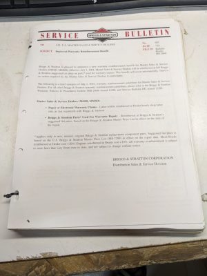 Briggs & Stratton Repair Service Manual Engine Service Bulletins 1968-2001 Lot