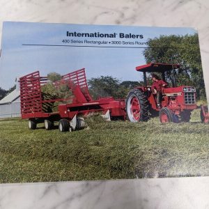 International Harvester Balers 400 Series Rectangular 3000 Round Sales Brochure